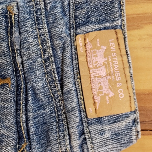 🎈FREE SHIPPING!🎈👇Toddler oshkosh and levi jeans - Picture 5 of 6